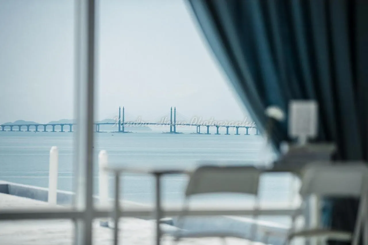 Xandra'S Maritime Suite George Town 0*,